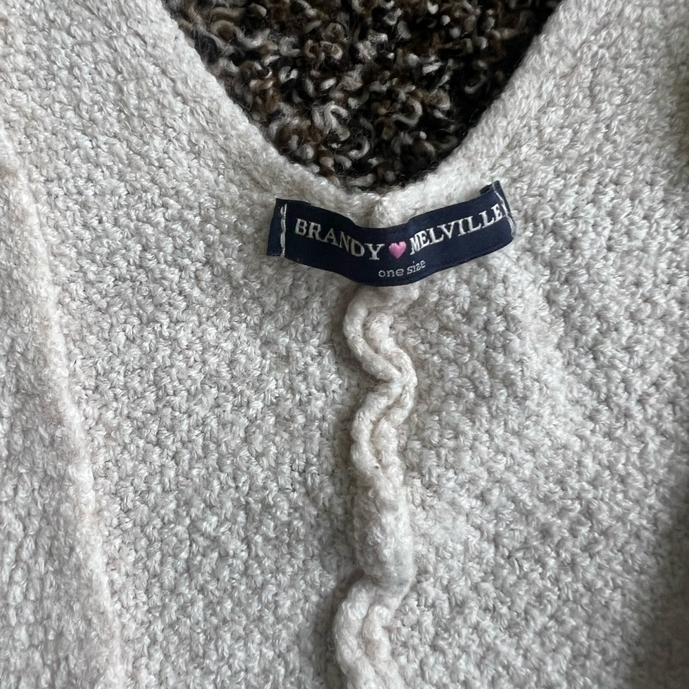 Brandy Melville Cream Open Cardigan - Picture 5 of 6